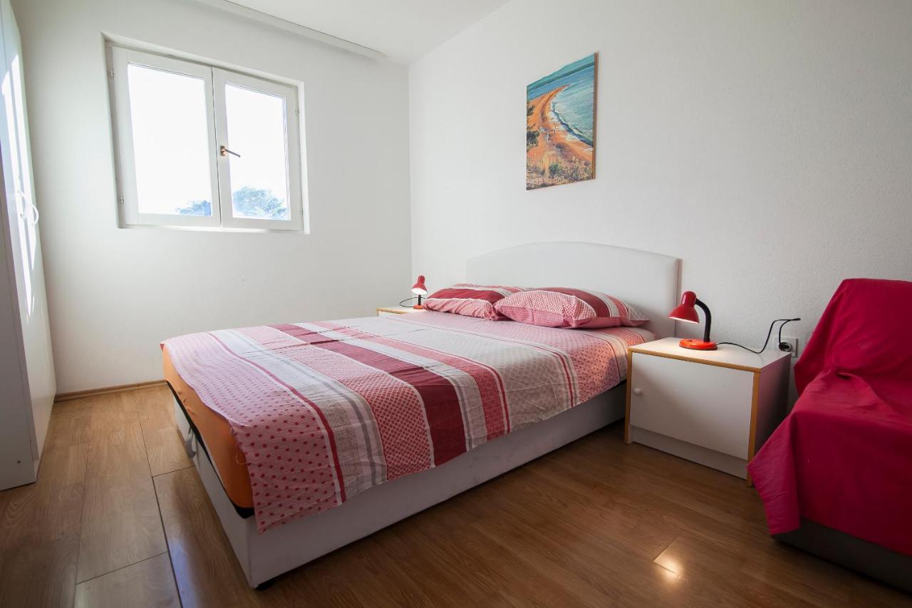 Apartments Radic Bol Buitenkant foto